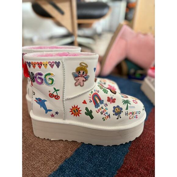 UGG x Humberto Cruz Classic Short Platform Boots – Size‎ 9, Never Worn 🌵🌈 - Picture 5 of 10